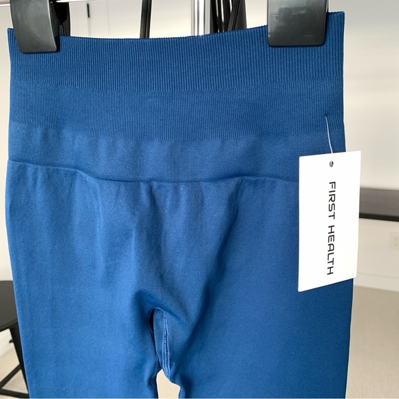First Health Apparel Enhance Leggings Colour Azure (blue) Size XXS NWT - Picture 6 of 8